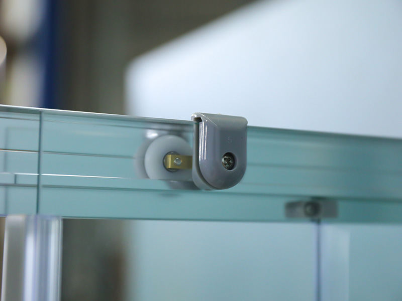 Fráma Alúmanam RE Chrome Cearnóg Gloine Tempered Imfhálú Cith Sleamhnáin Le Tráidire Fráma Alúmanam RE Chrome Cearnóg Gloine Tempered Imfhálú Cith Sleamhnáin Le Tráidire